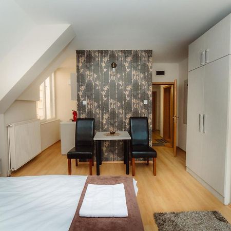 Duga Apartmani クラグイェヴァツ エクステリア 写真