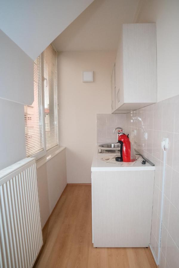 Duga Apartmani クラグイェヴァツ エクステリア 写真