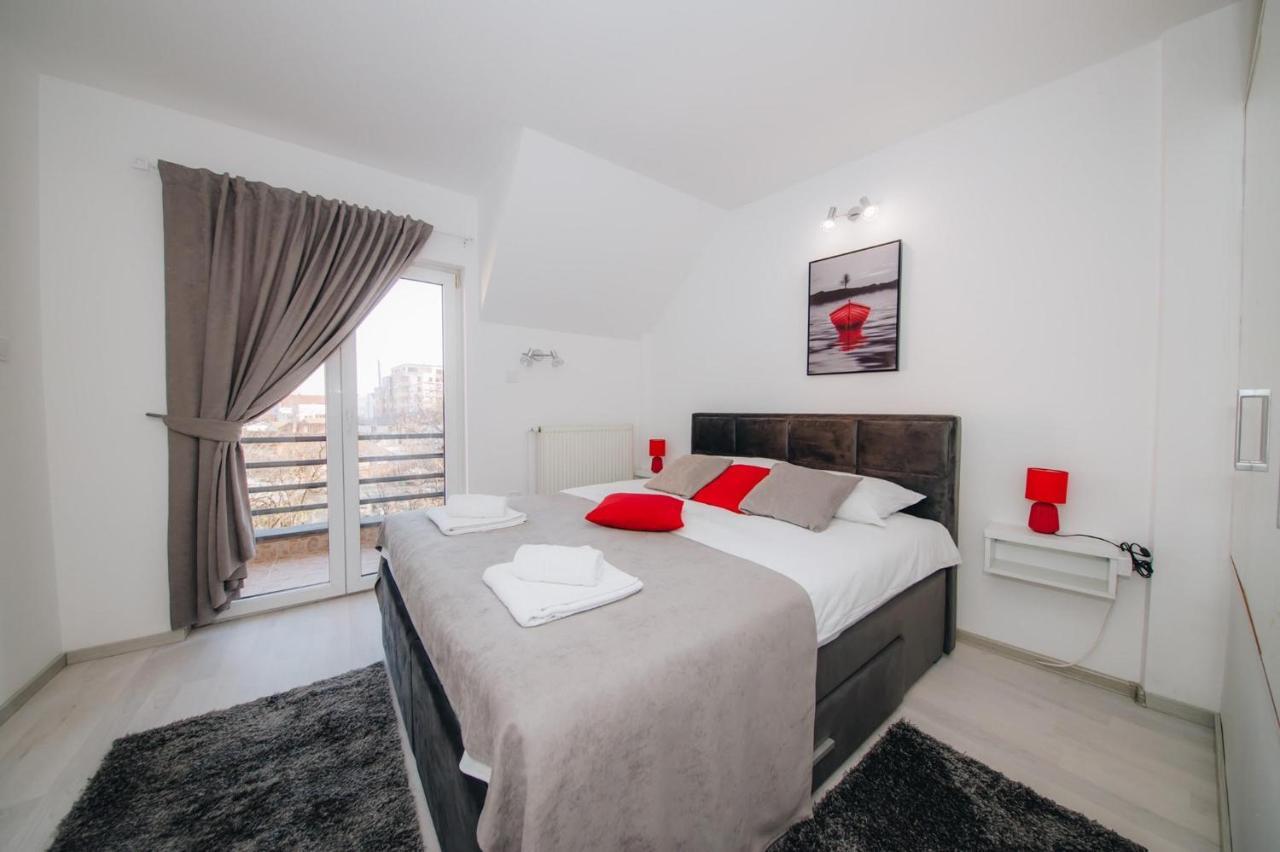 Duga Apartmani クラグイェヴァツ エクステリア 写真